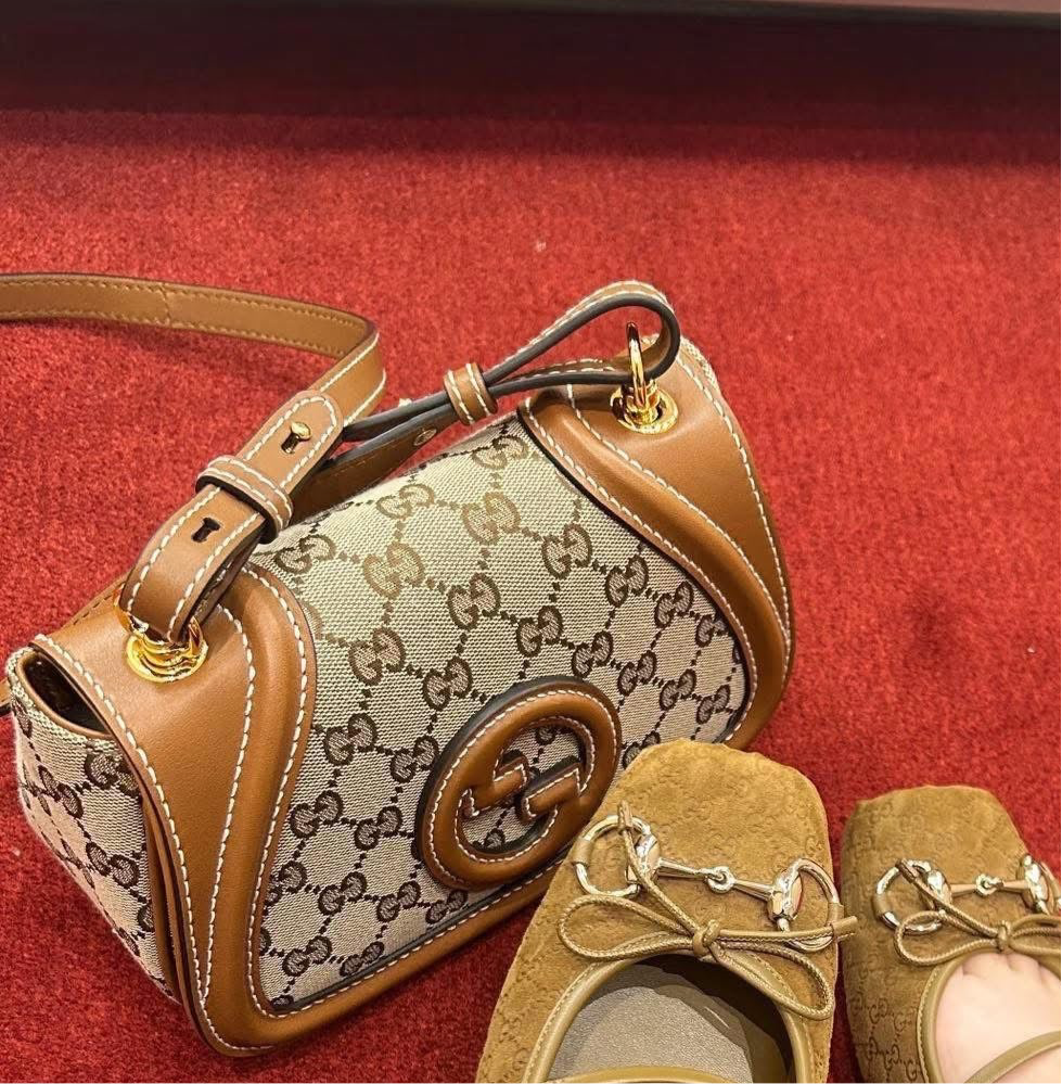 Stand Out Bag