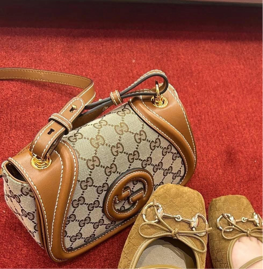 Stand Out Bag